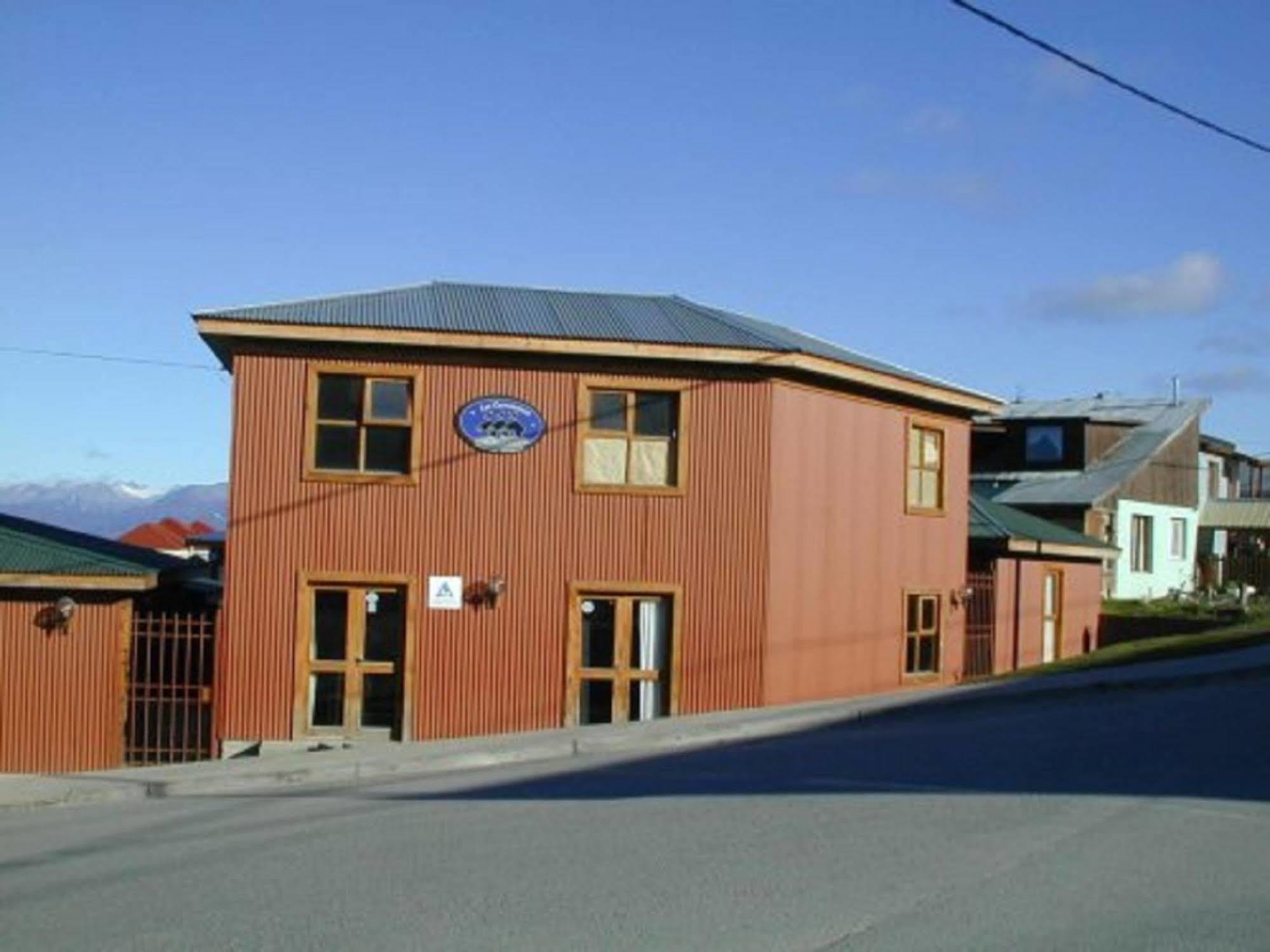 Hostel Los Cormoranes Ushuaia Exterior foto